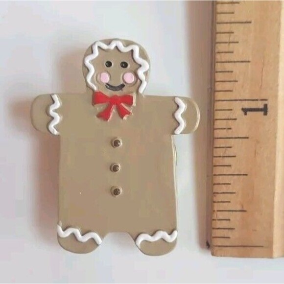 New! Set Of 6 Christmas Themed Resin & Metal Button Covers - Picture 2 of 5